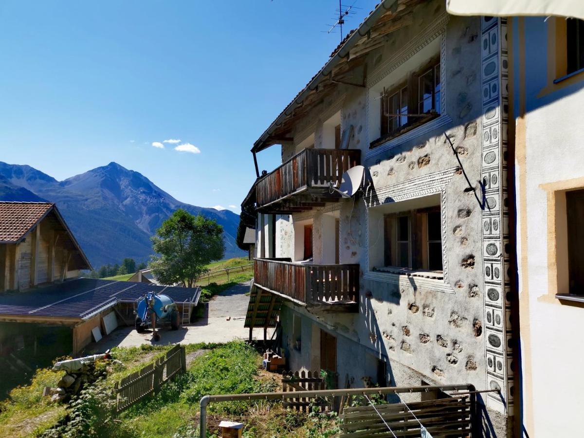 Chasa Sassalba Bed & Breakfast Lu Exterior photo